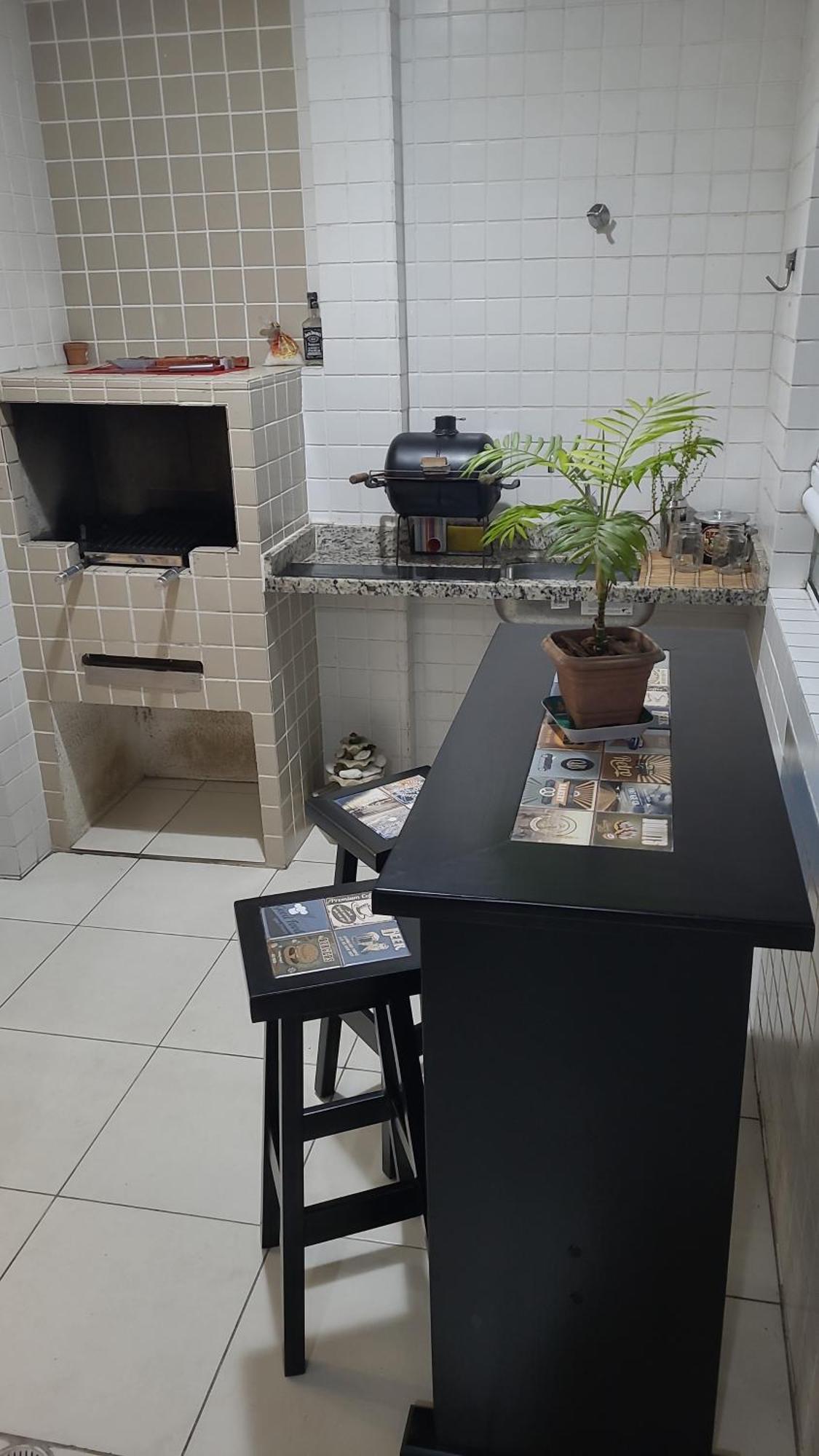 Vista Mar: Beachfront Getaway With Gourmet Balcony Apartment Praia Grande (Santos)